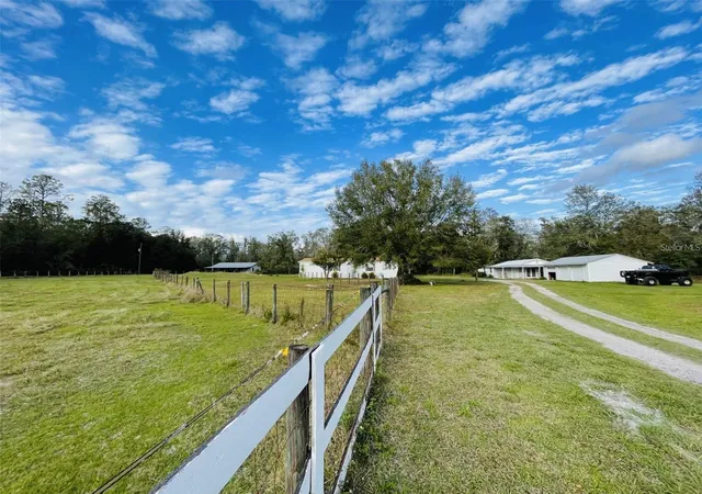 Photo 3 of Single family home for sale at 6810 Pearson Ln, Wesley Chapel, FL 33544 | MLS# TB8430879 | Listing updated on 2026-10-03