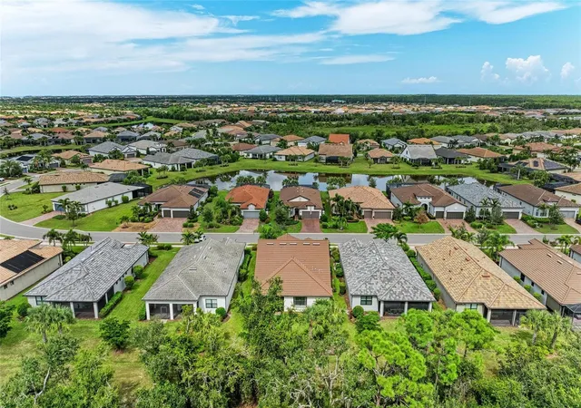 Photo 3 of Sale Pending at 7572 Viola Loop, Bradenton, FL 34202 | MLS# A4666076 | Listing updated on 2026-09-29