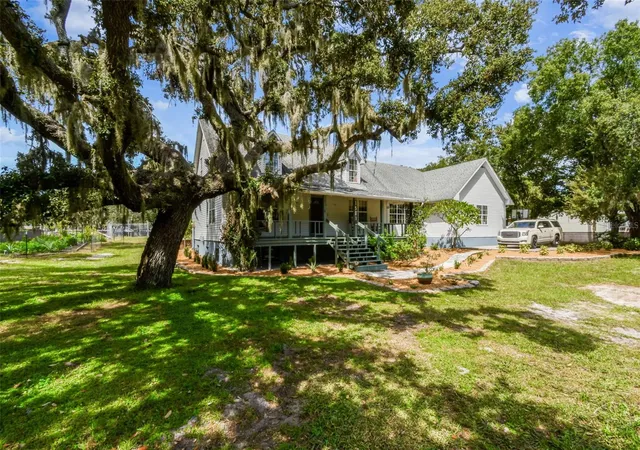 Photo 3 of Single family home for sale at 15019 Carlton Lake Rd, Wimauma, FL 33598 | MLS# TB8431020 | Listing updated on 2026-09-23