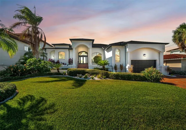 34th image of 112 Leeward Is, Clearwater Beach, FL 33767 | MLS# TB8431062