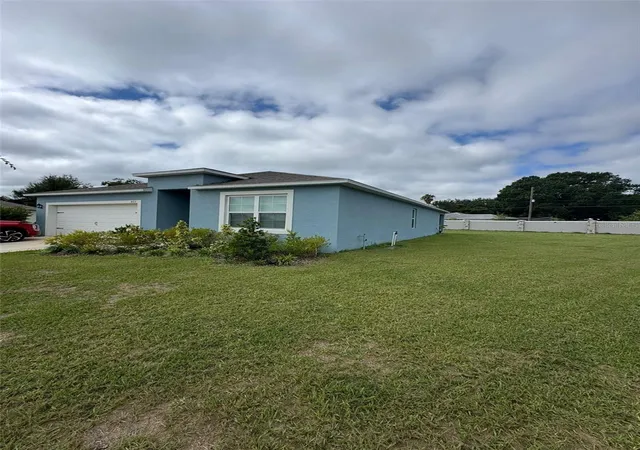 2nd image of 823 Auburn Grove Ct, Auburndale, FL 33823 | MLS# S5135343