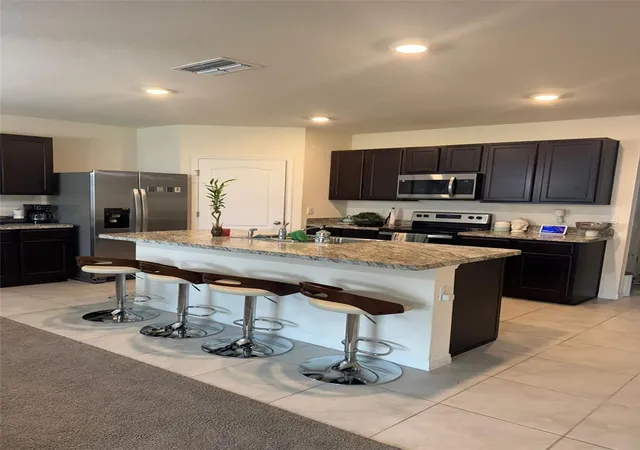 4th image of 823 Auburn Grove Ct, Auburndale, FL 33823 | MLS# S5135343