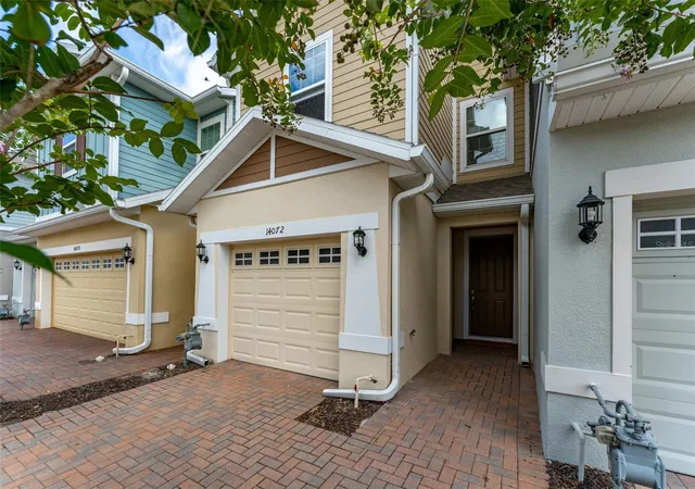 Photo 4 of Townhouse for sale at 14072 Kite Ln, Lithia, FL 33547 | MLS# TB8431240 | Listing updated on 2026-08-28