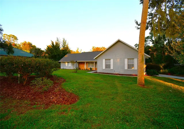 3rd image of 611 Old Eustis Rd, Mount Dora, FL 32757 | MLS# P4936416