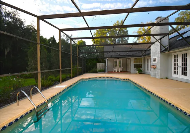 Photo 3 of Single family home for sale at 611 Old Eustis Rd, Mount Dora, FL 32757 | MLS# P4936416 | Listing updated on 2026-09-20