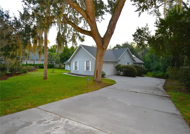 5th image of 611 Old Eustis Rd, Mount Dora, FL 32757 | MLS# P4936416