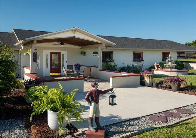 Photo 4 of House for sale at 11403 N Magnolia Ave, Ocala, FL 34475 | MLS# OM710261 | Listing updated on 2026-03-16
