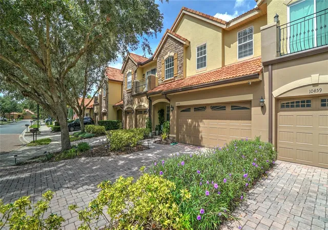 Photo 2 of Townhouse for sale at 10455 Belfry Cir, Orlando, FL 32832 | MLS# S5135410 | Listing updated on 2026-09-01