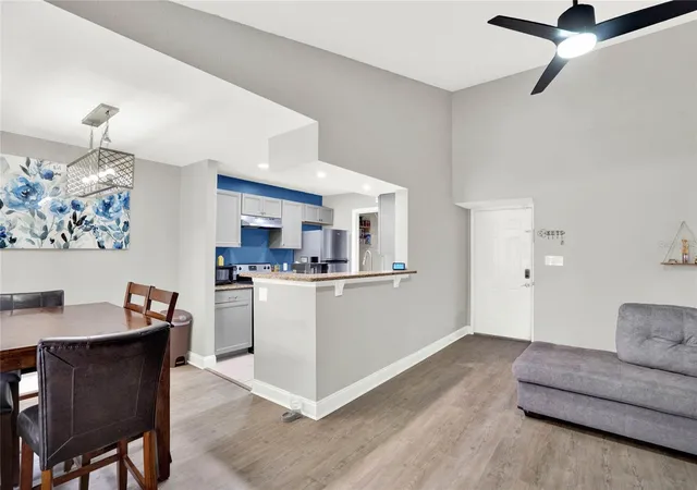 Homes for sale in Orlando, FL | 5545 Devonbriar Way #I201, Orlando, FL 32822 | MLS# O6347408