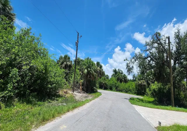 Photo 4 of Land for sale at 108 Bebb Ct, Rotonda West, FL 33947 | MLS# D6143971 | Listing updated on 2026-10-07