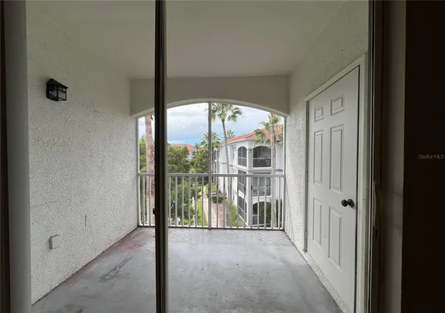 Photo 4 of Condo for sale at 2537 Maitland Xing Way #308, Orlando, FL 32810 | MLS# O6347422 | Listing updated on 2026-02-05