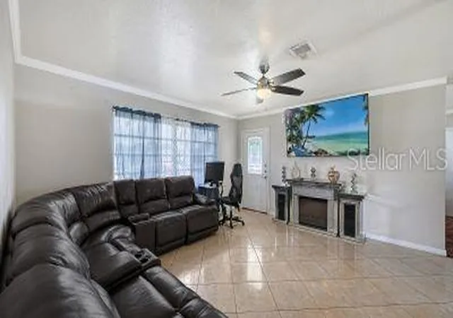 Photo 1 of Single family home for sale at 1104 Fruitland Ave, Bradenton, FL 34207 | MLS# A4666305 | Listing updated on 2026-09-27
