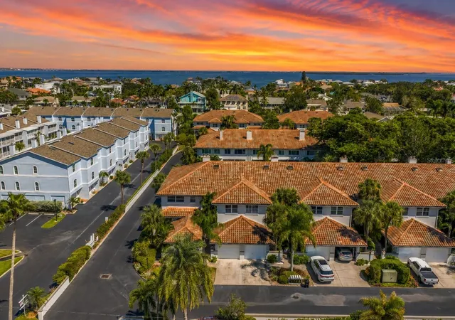 Homes for sale in Saint Petersburg, FL | 903 Pinellas Bayway S #302, Saint Petersburg, FL 33715 | MLS# TB8431555