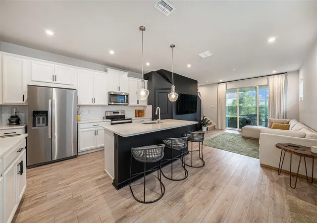 Photo 3 of Sale Pending at 5521 Brooklet Woods Dr, Wesley Chapel, FL 33545 | MLS# O6347491 | Listing updated on 2026-09-18