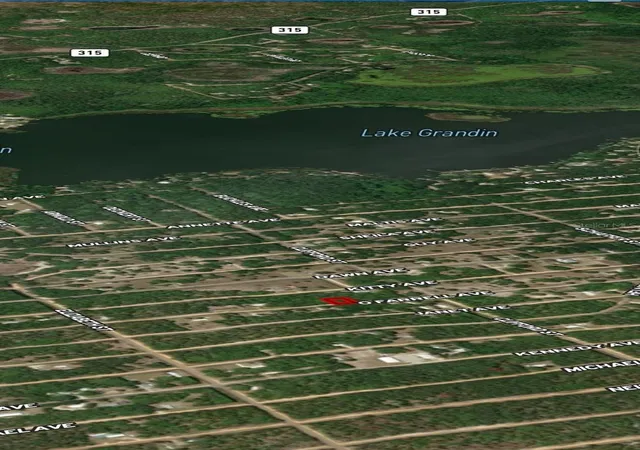 Photo 3 of Land for sale at Lot 32 Offarrel Dr, Interlachen, FL 32148 | MLS# OM710325 | Listing updated on 2026-10-13