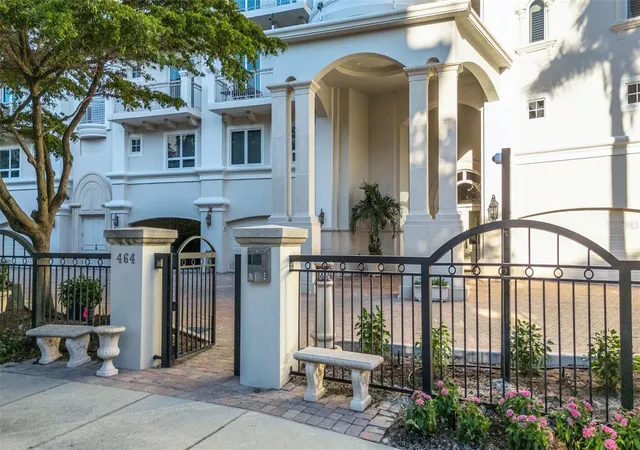 5th image of 464 Golden Gate Pt #403, Sarasota, FL 34236 | MLS# A4666344