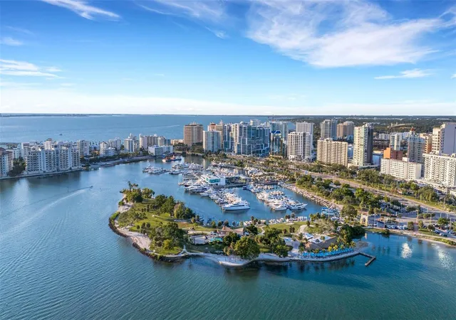 2nd image of 464 Golden Gate Pt, SARASOTA, FL 34236