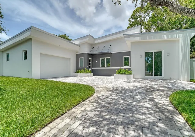 Photo 1 of Single family home for sale at 2231 Wood St, Sarasota, FL 34237 | MLS# A4666469 | Listing updated on 2026-09-15