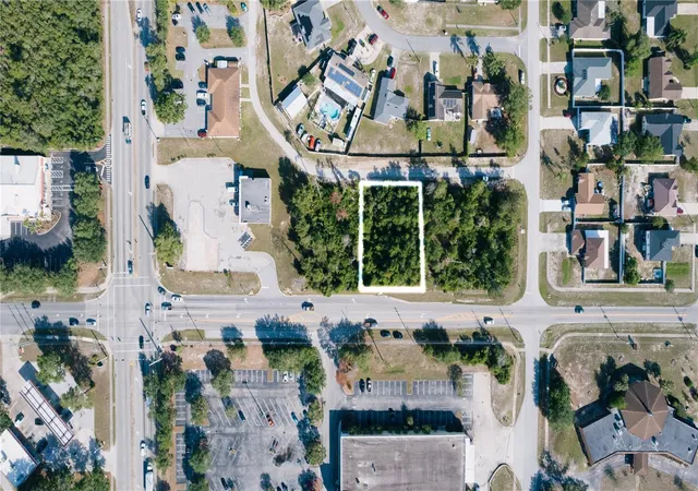 4th image of 1672 Catalina Blvd, Deltona, FL 32725 | MLS# O6347836