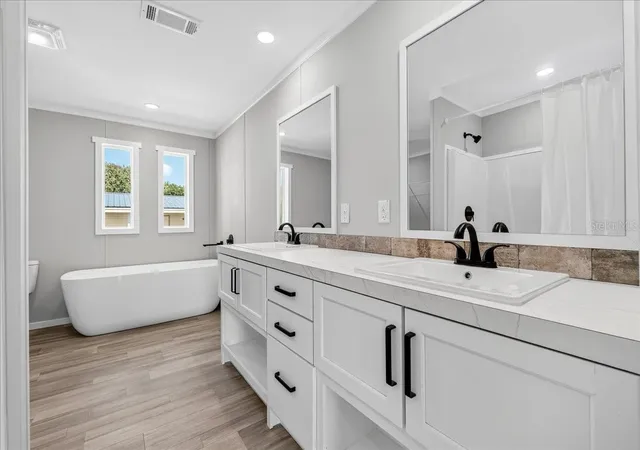 Photo 3 of Manufactured home for sale at 24116 Armadillo Rd, Astor, FL 32102 | MLS# P4936465 | Listing updated on 2026-09-18