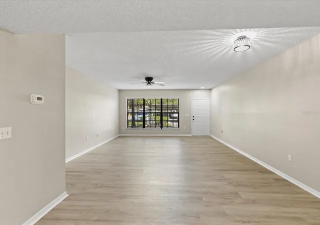 4th image of 3358 Mermoor Dr, PALM HARBOR, FL 34685