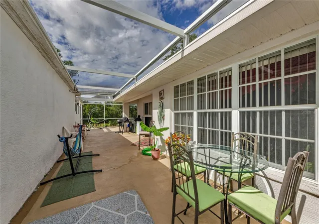 3rd image of 10443 Casa Grande Cir, Spring Hill, FL 34608 | MLS# TB8432140
