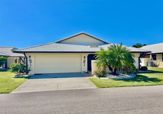 Photo 1 of Single family home for sale at 126 Sandstone Cir, Venice, FL 34293 | MLS# A4666535 | Listing updated on 2026-09-22