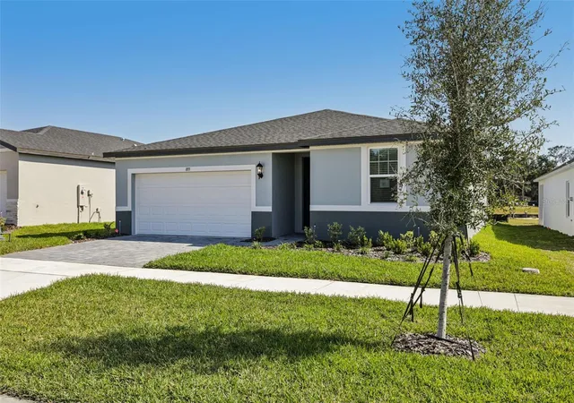 Photo 3 of Single family home for sale at 855 Sunshower Dr, Lady Lake, FL 32159 | MLS# O6348081 | Listing updated on 2026-10-07