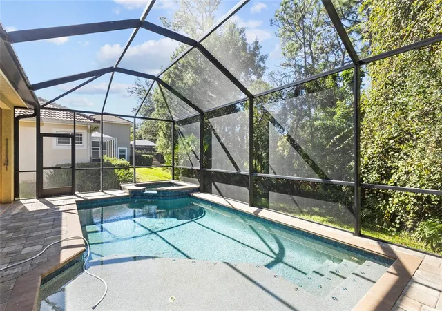 Photo 3 of Single family home for sale at 8134 Santa Rosa Ct, Sarasota, FL 34243 | MLS# A4666633 | Listing updated on 2026-07-11