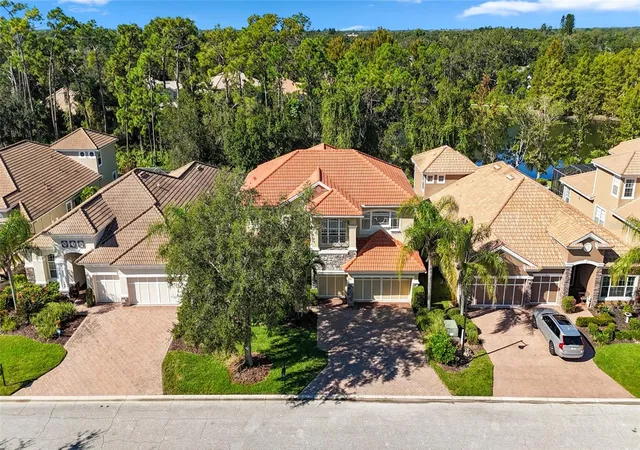 Photo 2 of Single family home for sale at 8134 Santa Rosa Ct, Sarasota, FL 34243 | MLS# A4666633 | Listing updated on 2026-07-11