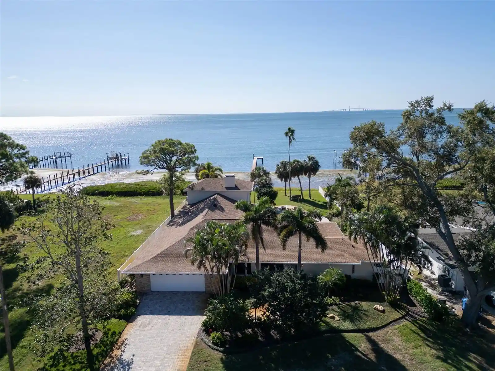 Photo 2 of Single family home for sale at 1100 Friendly Wy S, Saint Petersburg, FL 33705 | MLS# TB8432607 | Listing updated on 2026-10-25