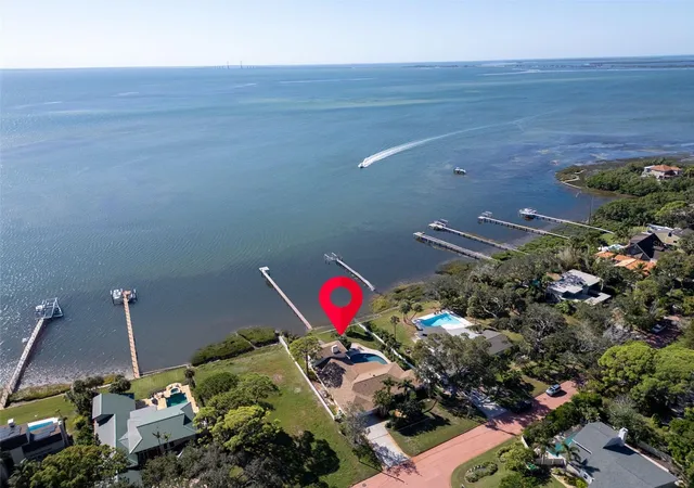 Photo 51 of Single family home for sale at 1100 Friendly Wy S, Saint Petersburg, FL 33705 | MLS# TB8432607 | Listing updated on 2026-10-23