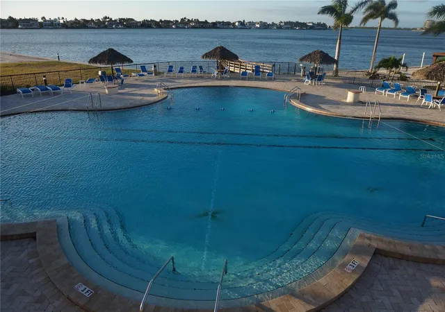 5th image of 4900 Brittany Dr S #1003, St Petersburg, FL 33715 | MLS# TB8432618