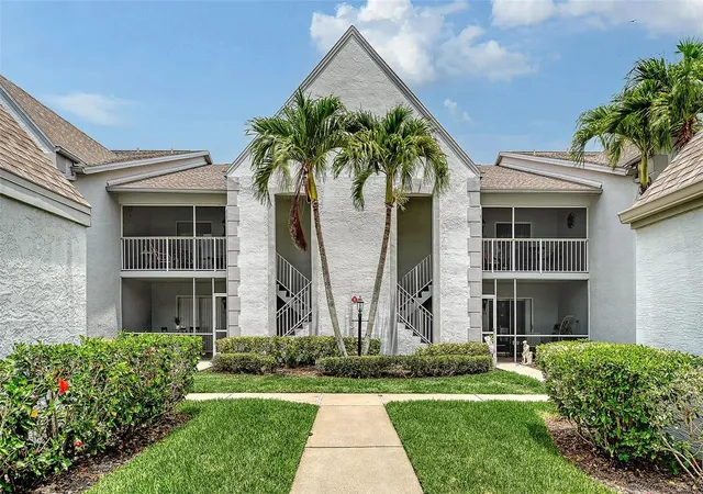 Condo for sale at 6611 Stone River Rd #103, BRADENTON, FL 34203 | MLS# A4666696