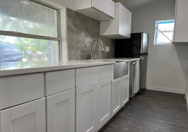 3rd image of 1526 Lakewood Rd, Davenport, FL 33837 | MLS# O6348377