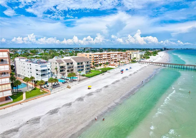 Photo 3 of Condo for sale at 16332 Gulf Blvd #1C, Redington Beach, FL 33708 | MLS# O6348522 | Listing updated on 2026-08-10