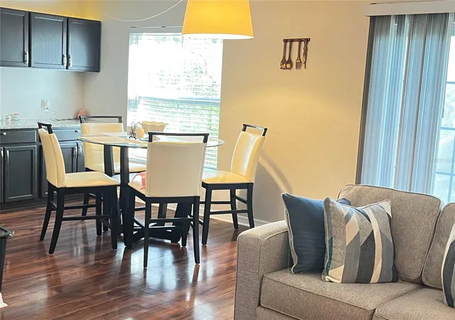4th image of 456 Windmeadows St #456, Altamonte Springs, FL 32701 | MLS# O6348524