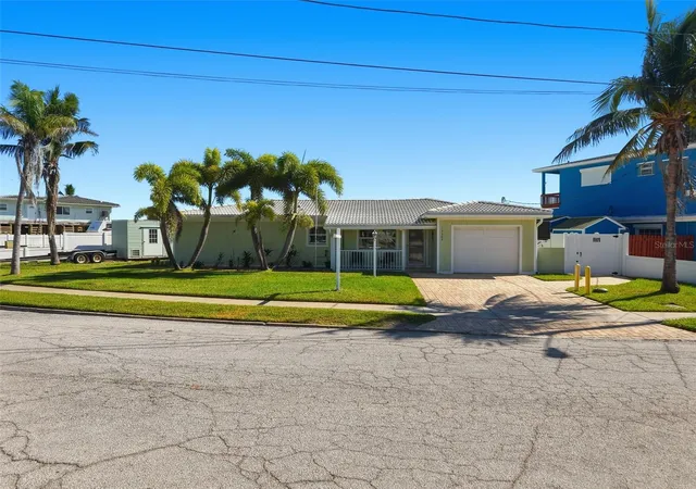 47th image of 15302 Harbor Dr, Madeira Beach, FL 33708 | MLS# TB8433038