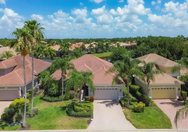 2nd image of 13853 Siena Loop, Lakewood Ranch, FL 34202 | MLS# A4666855