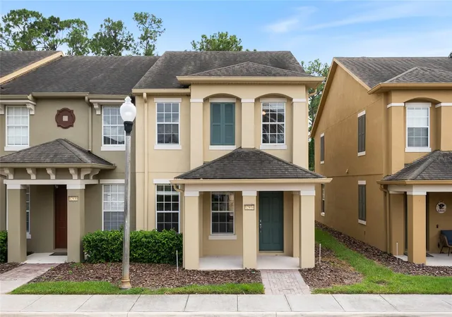 Townhouse for sale at 12934 Vennetta Way, WINDERMERE, FL 34786 | MLS# O6348704