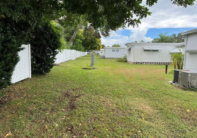 4th image of 1040 Main St #192, Dunedin, FL 34698 | MLS# TB8433212