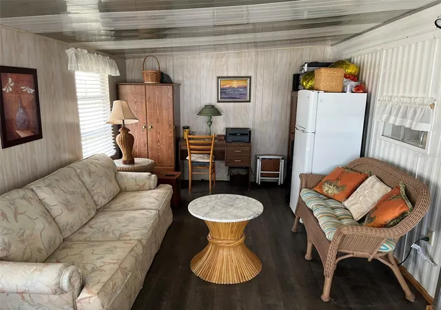 5th image of 1040 Main St #192, Dunedin, FL 34698 | MLS# TB8433212