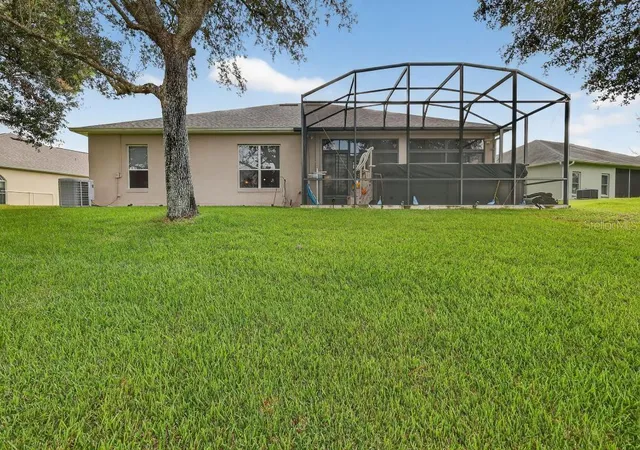 Photo 3 of Single family home for sale at 3606 Mulberry Grv Loop, Leesburg, FL 34748 | MLS# G5102758 | Listing updated on 2026-10-08