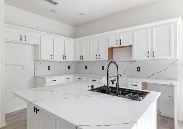 Photo 2 of Single family home for sale at 410 Las Fuentes Dr, Kissimmee, FL 34746 | MLS# TB8433448 | Listing updated on 2026-10-22