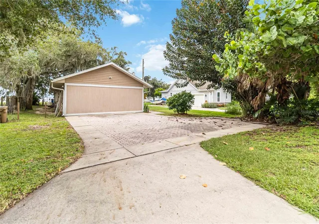 3rd image of 6210 Alligator Lake Shr E, Saint Cloud, FL 34771 | MLS# S5135738