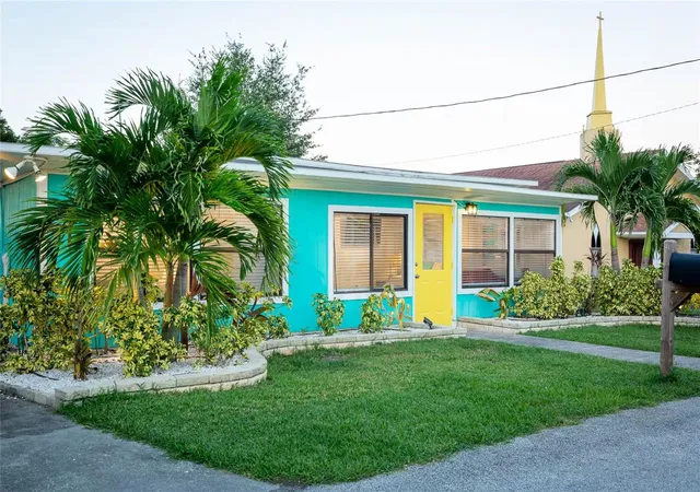 1st image of 839 3rd St N, Safety Harbor, FL 34695 | MLS# TB8433516