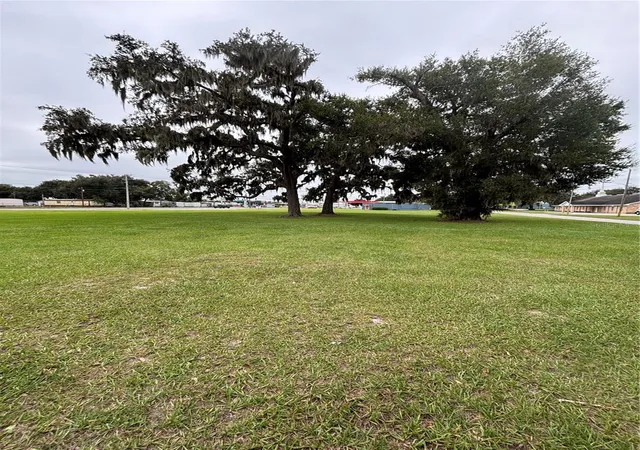 Photo 2 of Sale Pending at Pine Level Ave S, Bartow, FL 33830 | MLS# L4956310 | Listing updated on 2026-02-09