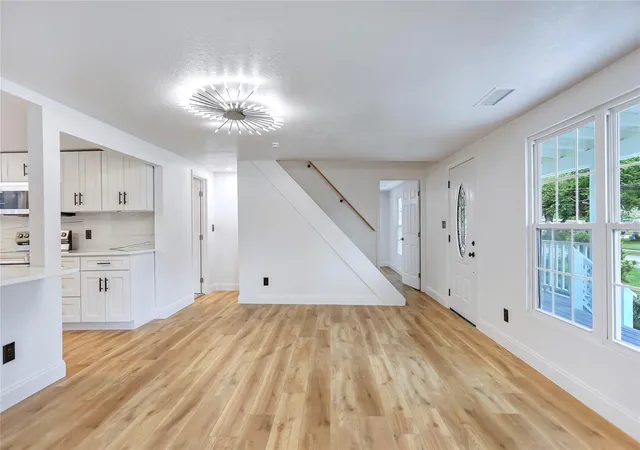 Photo 3 of Single family home for sale at 1920 Baxter Ave, Orlando, FL 32806 | MLS# O6349178 | Listing updated on 2026-09-08