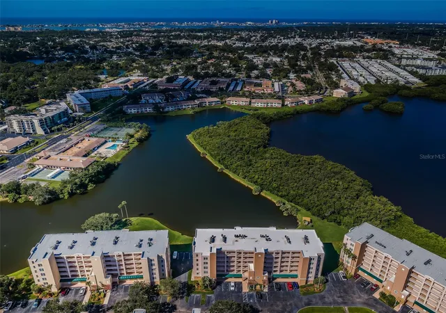 Homes for sale in Saint Petersburg, FL | 6450 Shoreline Dr #9203, Saint Petersburg, FL 33708 | MLS# TB8433846