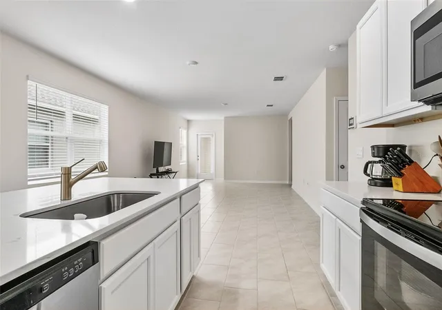Photo 3 of Single family home for sale at 3306 Pine Lily Ave, Kissimmee, FL 34759 | MLS# S5135815 | Listing updated on 2026-08-10
